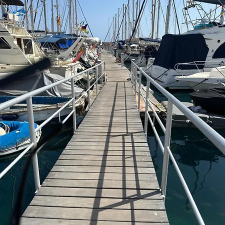 Boat In Puerto De Mogan Hotel Exterior photo